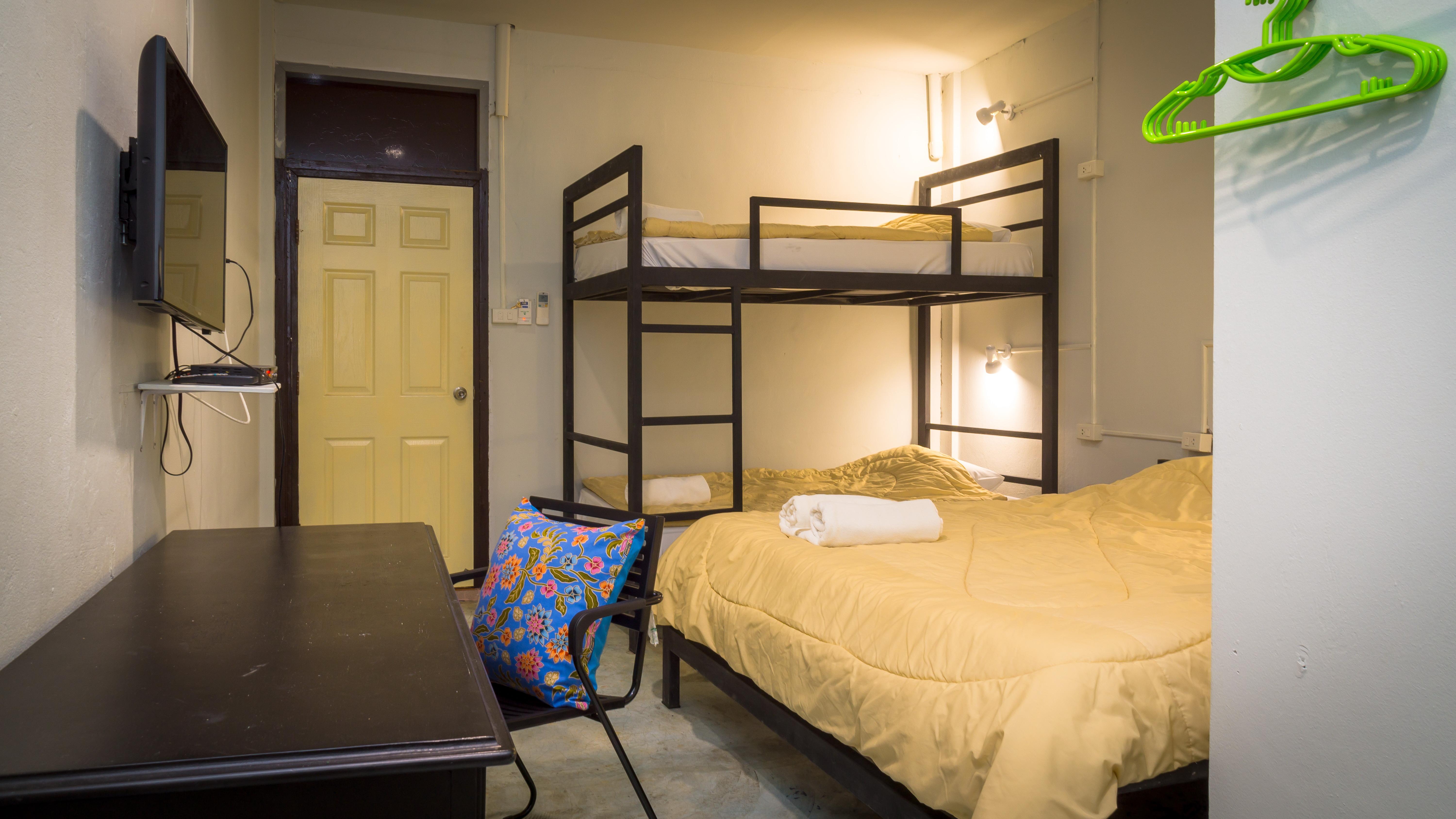 Gotum Hostel 1 Phuket Exterior foto