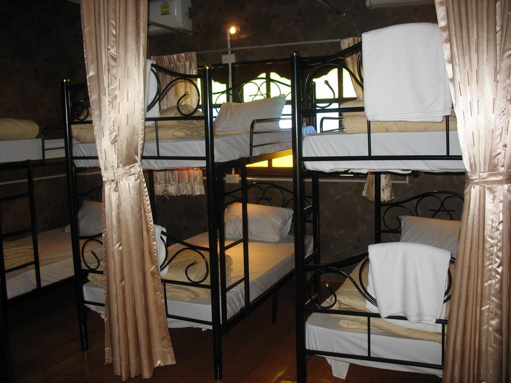 Gotum Hostel 1 Phuket Exterior foto