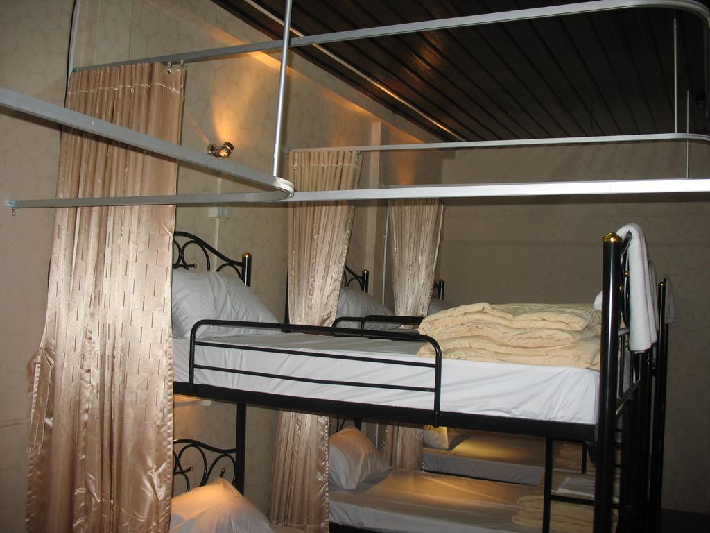 Gotum Hostel 1 Phuket Exterior foto